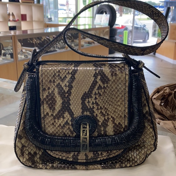 Rare python runway Fendi bag - Picture 7 of 17